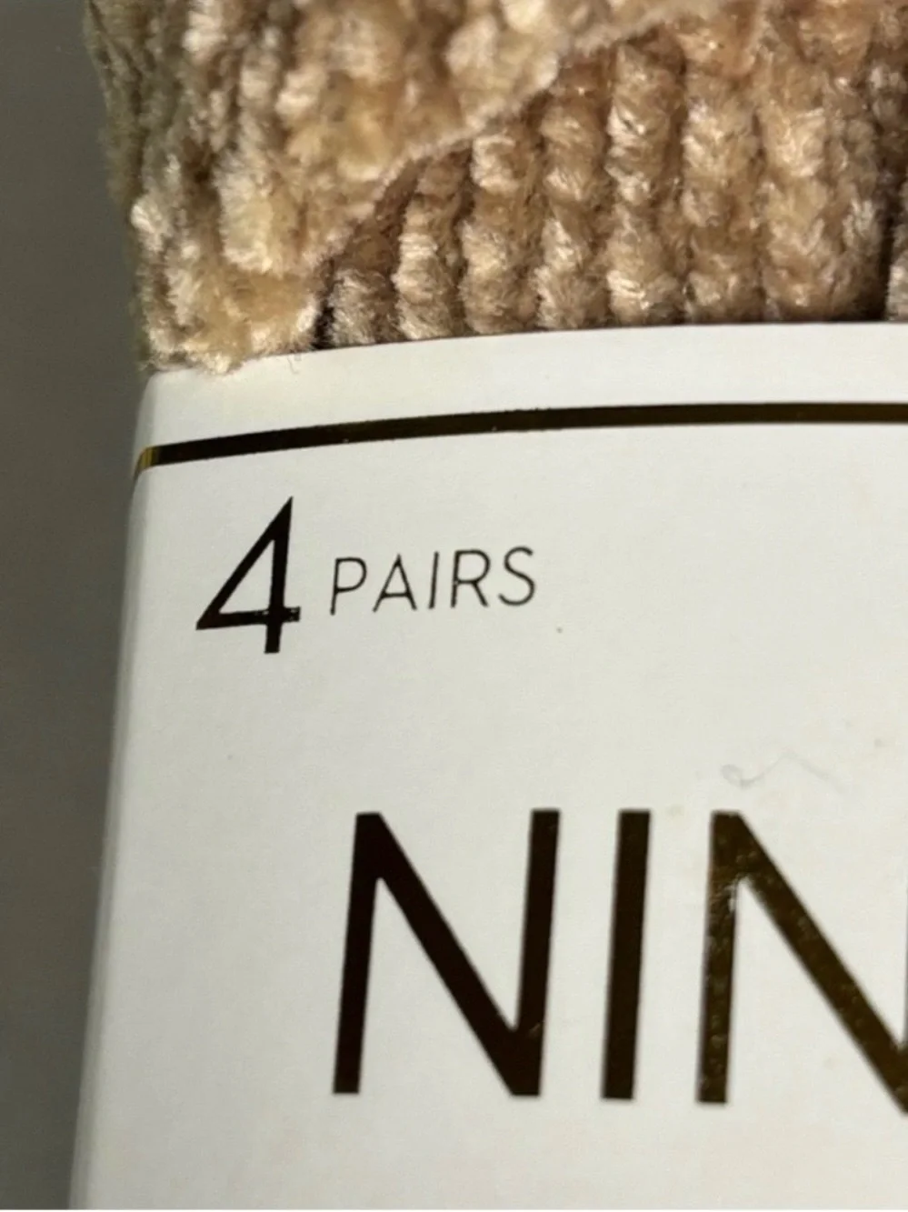 New Nine West Socks Women’s 4 Pair Soft Cozy Plush Fuzzy Lounge Socks Casual